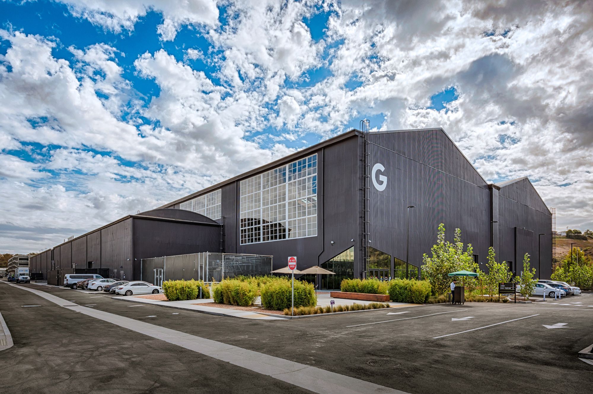 Google built an LA office in Howard Hughes’ 1943 airplane hangar